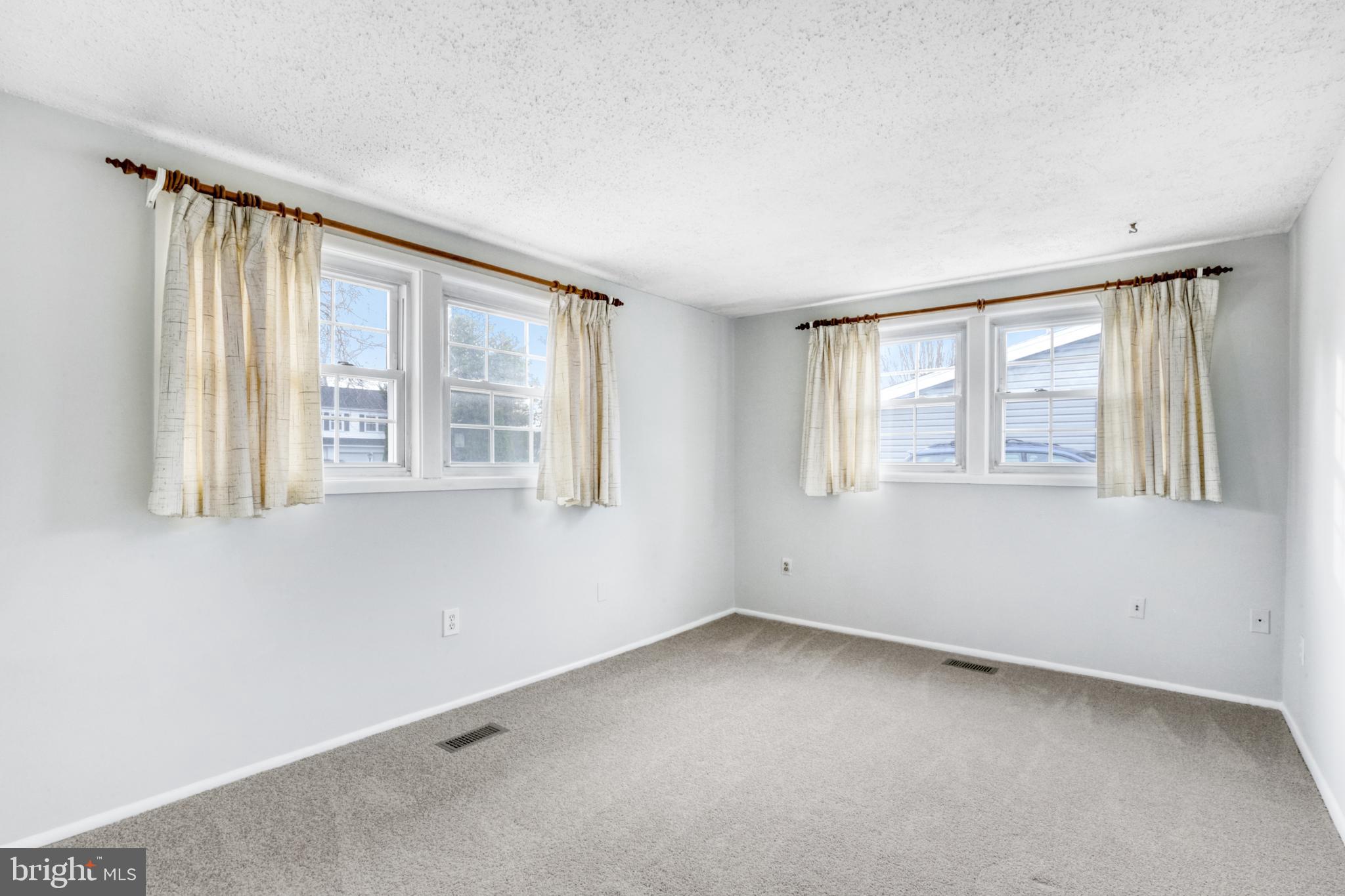 13310 Poplar Tree Road Fairfax, VA 22033 - Photo 29 of 41 Bedroom #4- Lower Level