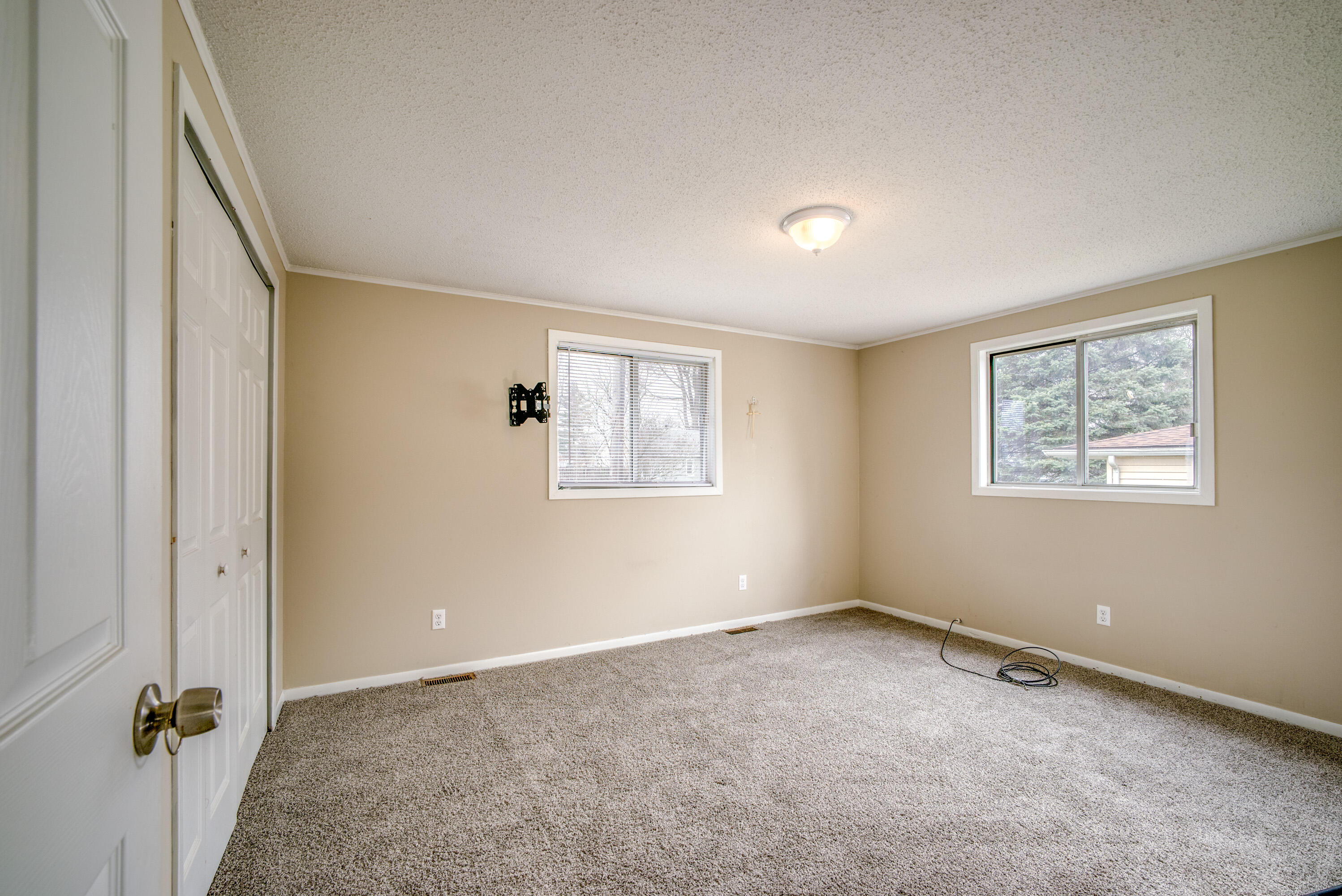 1720 Michigan Street Algonac, MI 48001 - Photo 13 of 32 12