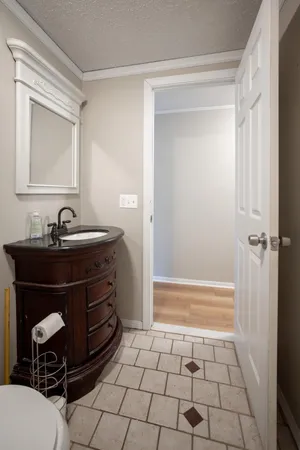 $179,900 | 1720 Michigan Street, Algonac, MI 48001