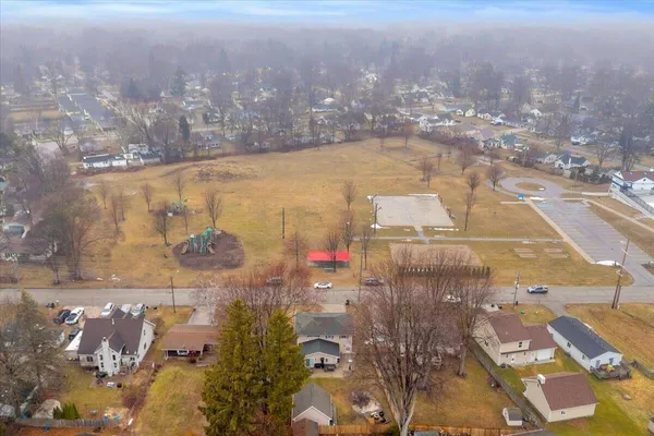 $179,900 | 1720 Michigan Street, Algonac, MI 48001