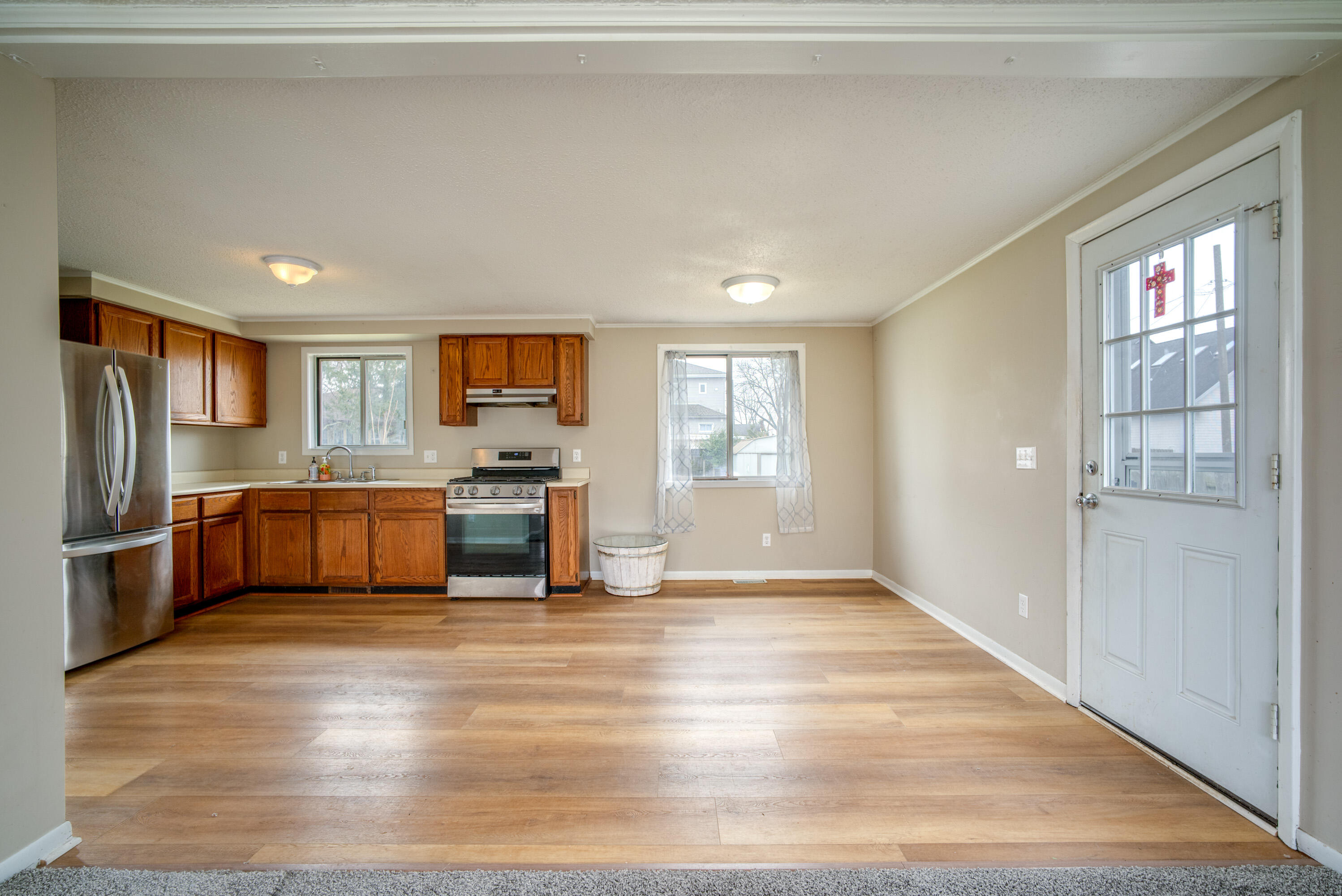 1720 Michigan Street Algonac, MI 48001 - Photo 6 of 32 5