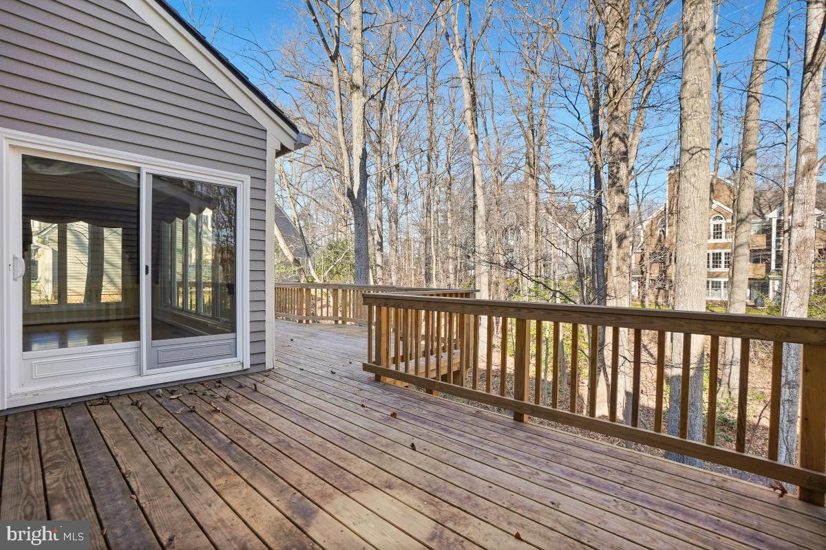 11626 Chapel Cross Way Reston, VA 20194 - Photo 21 of 48
