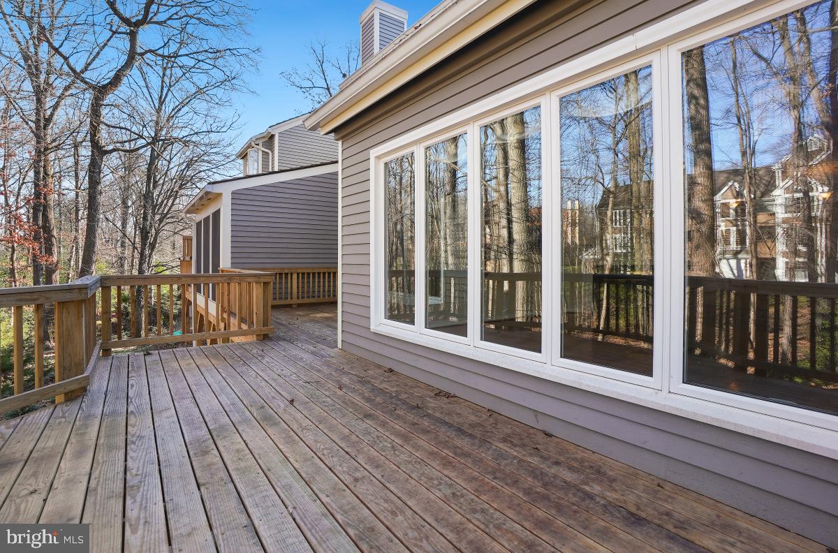 11626 Chapel Cross Way Reston, VA 20194 - Photo 22 of 48