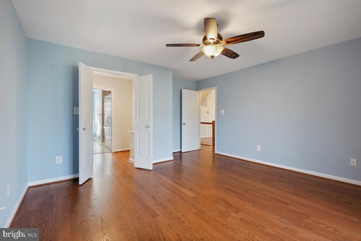 11626 Chapel Cross Way Reston, VA 20194 - Photo 27 of 48