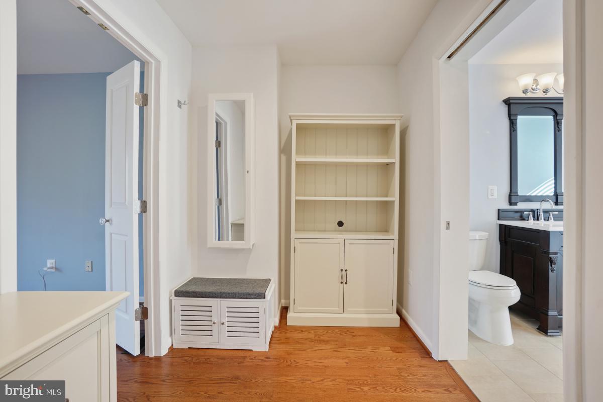 11626 Chapel Cross Way Reston, VA 20194 - Photo 29 of 48