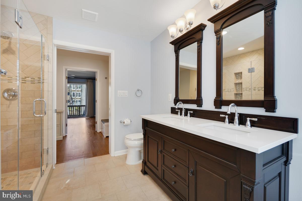 11626 Chapel Cross Way Reston, VA 20194 - Photo 31 of 48