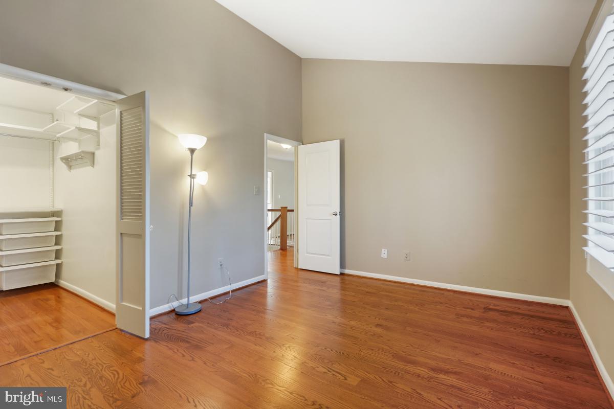 11626 Chapel Cross Way Reston, VA 20194 - Photo 38 of 48