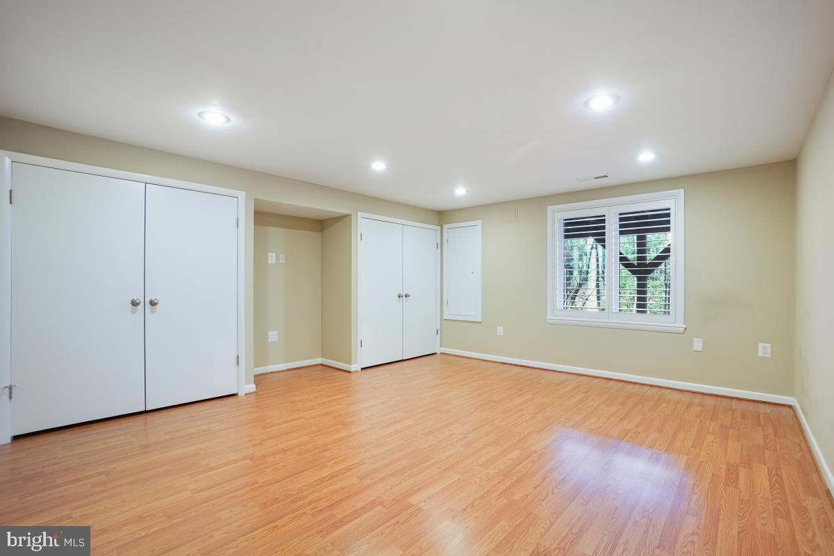 11626 Chapel Cross Way Reston, VA 20194 - Photo 43 of 48