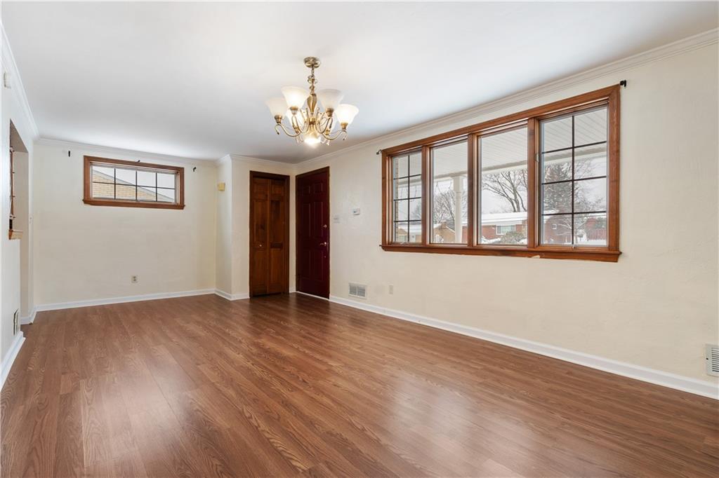 641 Judith Drive Pittsburgh, PA 15236 - Photo 5 of 37