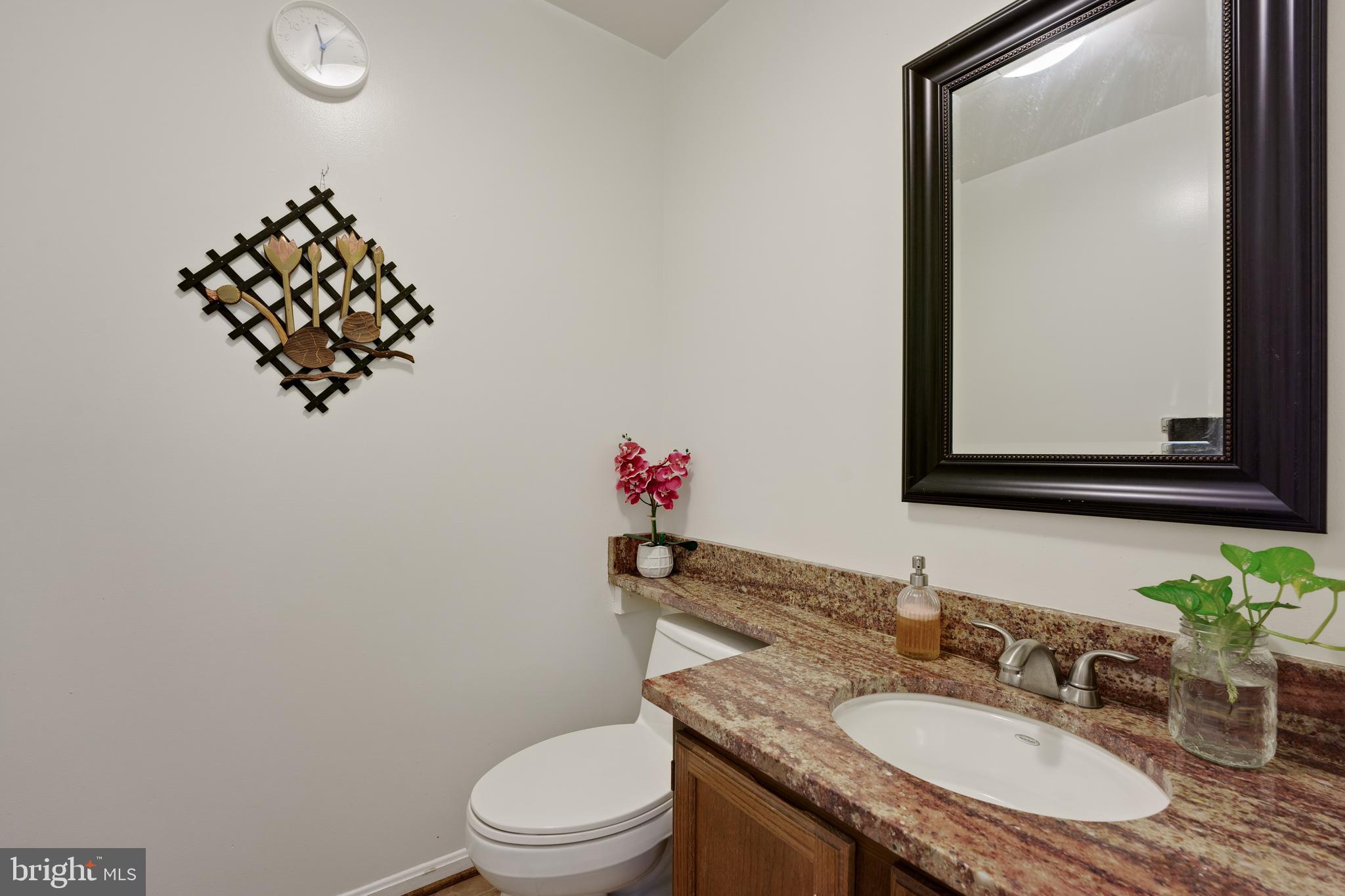 16 Hugo Court Silver Spring, MD 20906 - Photo 21 of 50 Powder room