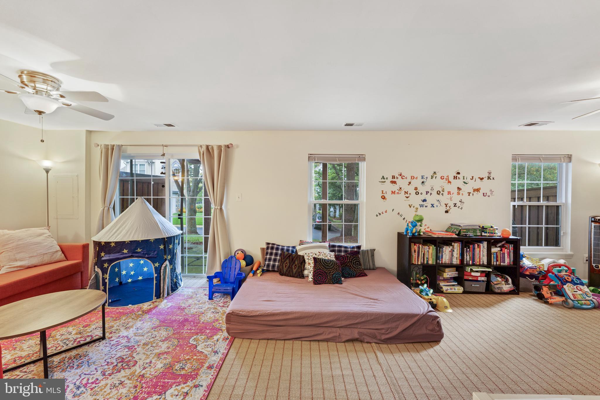 16 Hugo Court Silver Spring, MD 20906 - Photo 35 of 50 Rec room