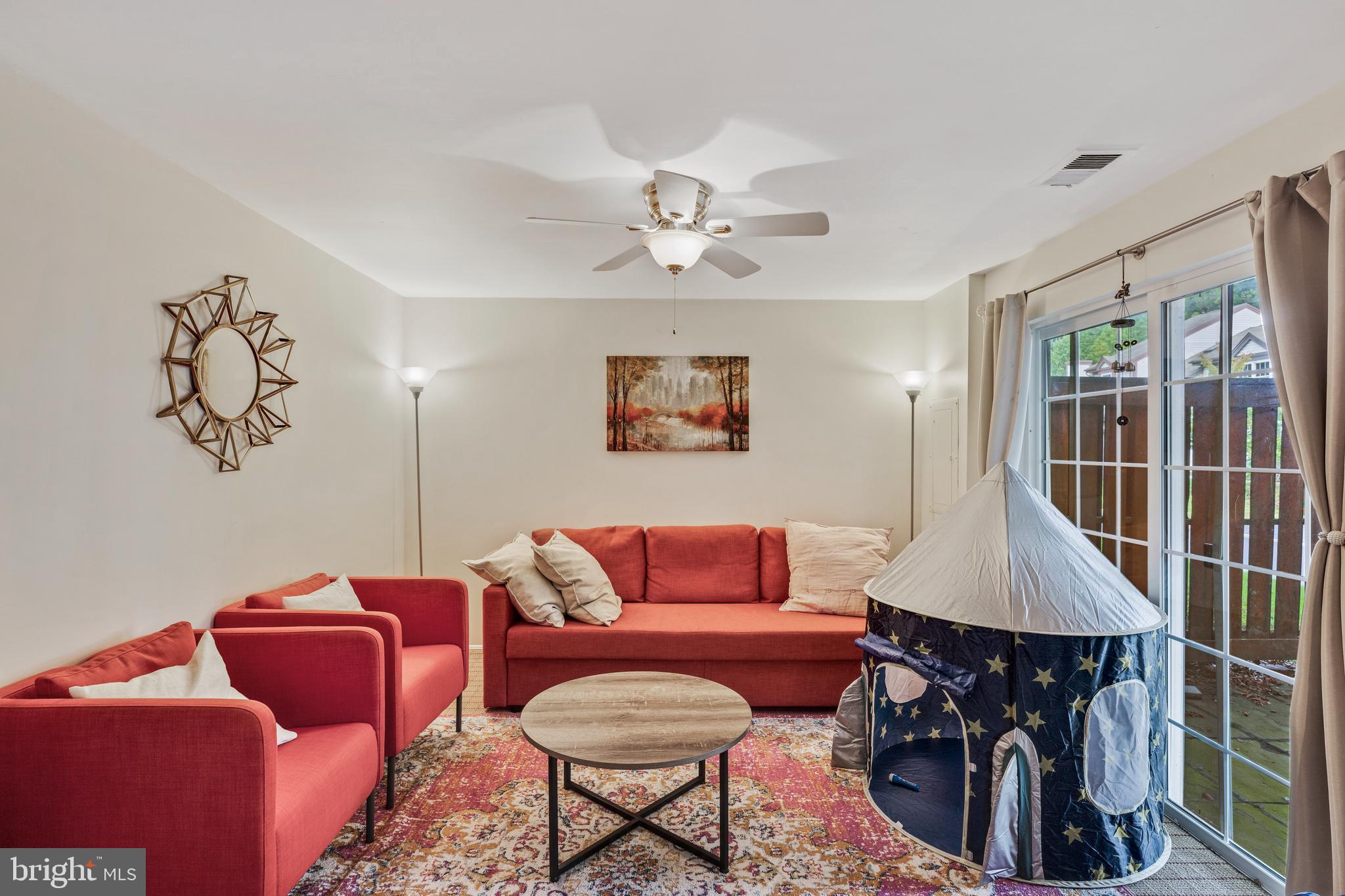 16 Hugo Court Silver Spring, MD 20906 - Photo 37 of 50 Rec room