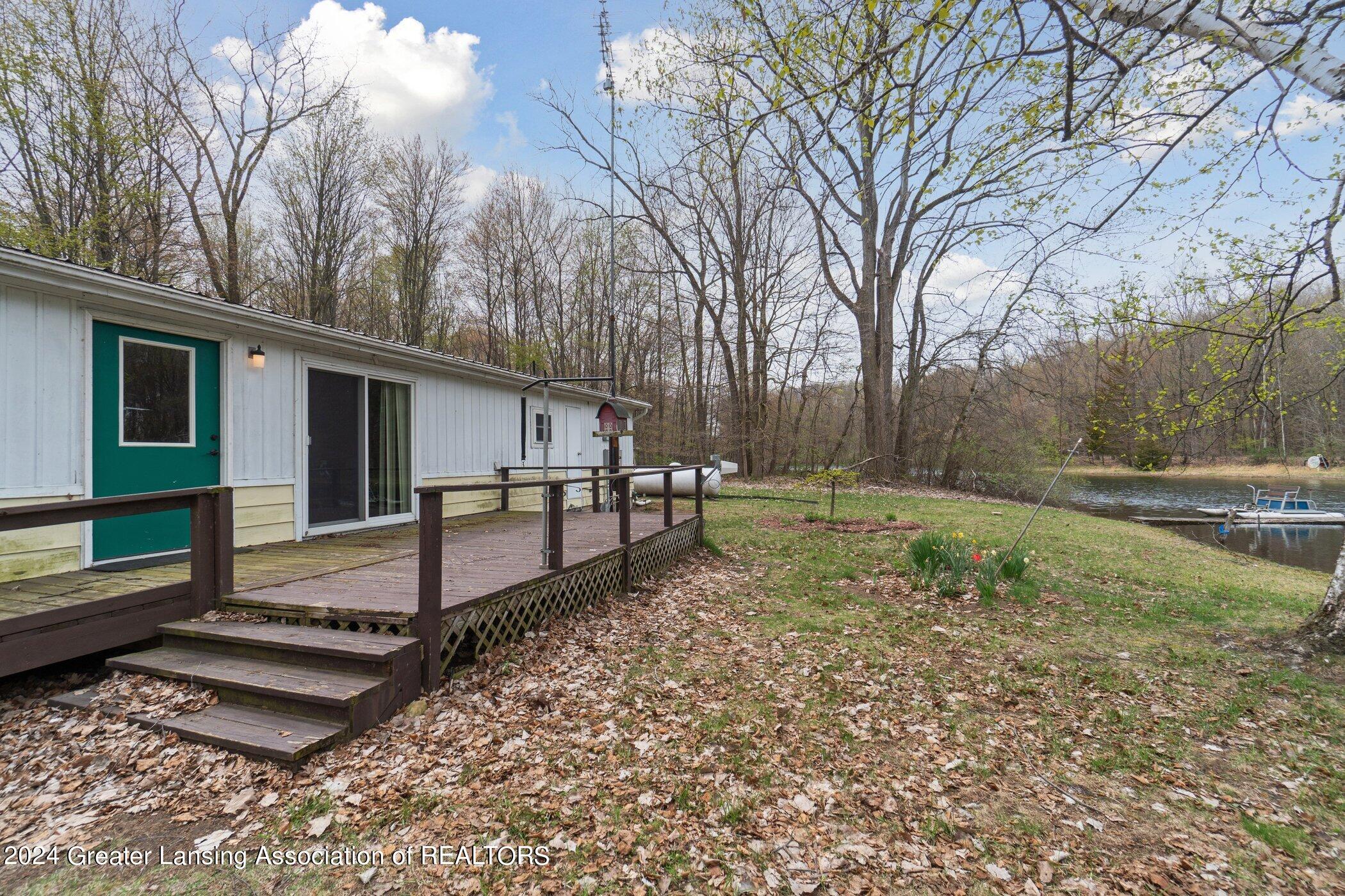 3350 South Crapo Road Ithaca, MI 48847 - Photo 11 of 39 3350-S-Crapo-Rd-Ithaca-MI-48847-WindowSt