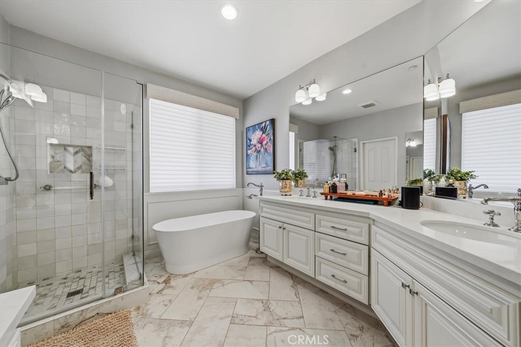 11535 Springwood Court Riverside, CA 92505 - Photo 25 of 50 Primary Bathroom