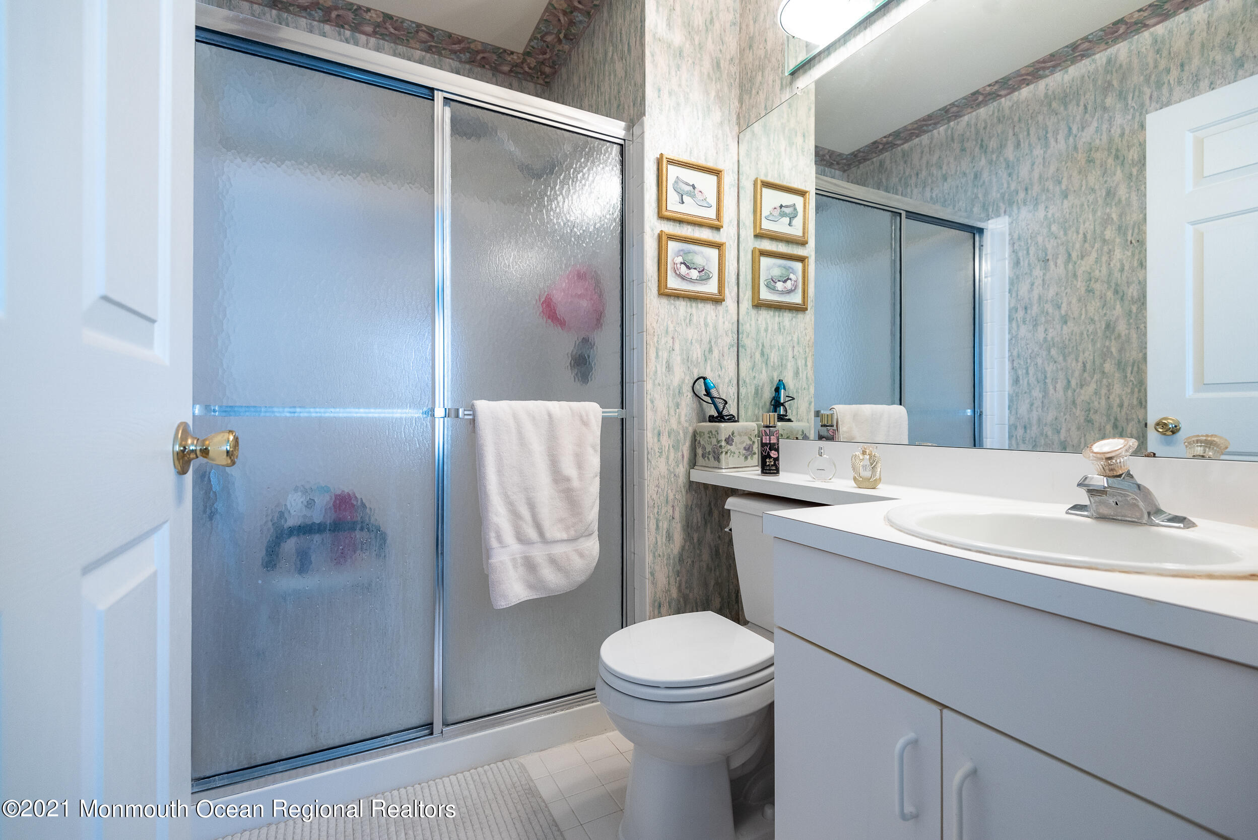 12 Perri Road Freehold, NJ 07728 - Photo 17 of 23 Bed 1 Bath