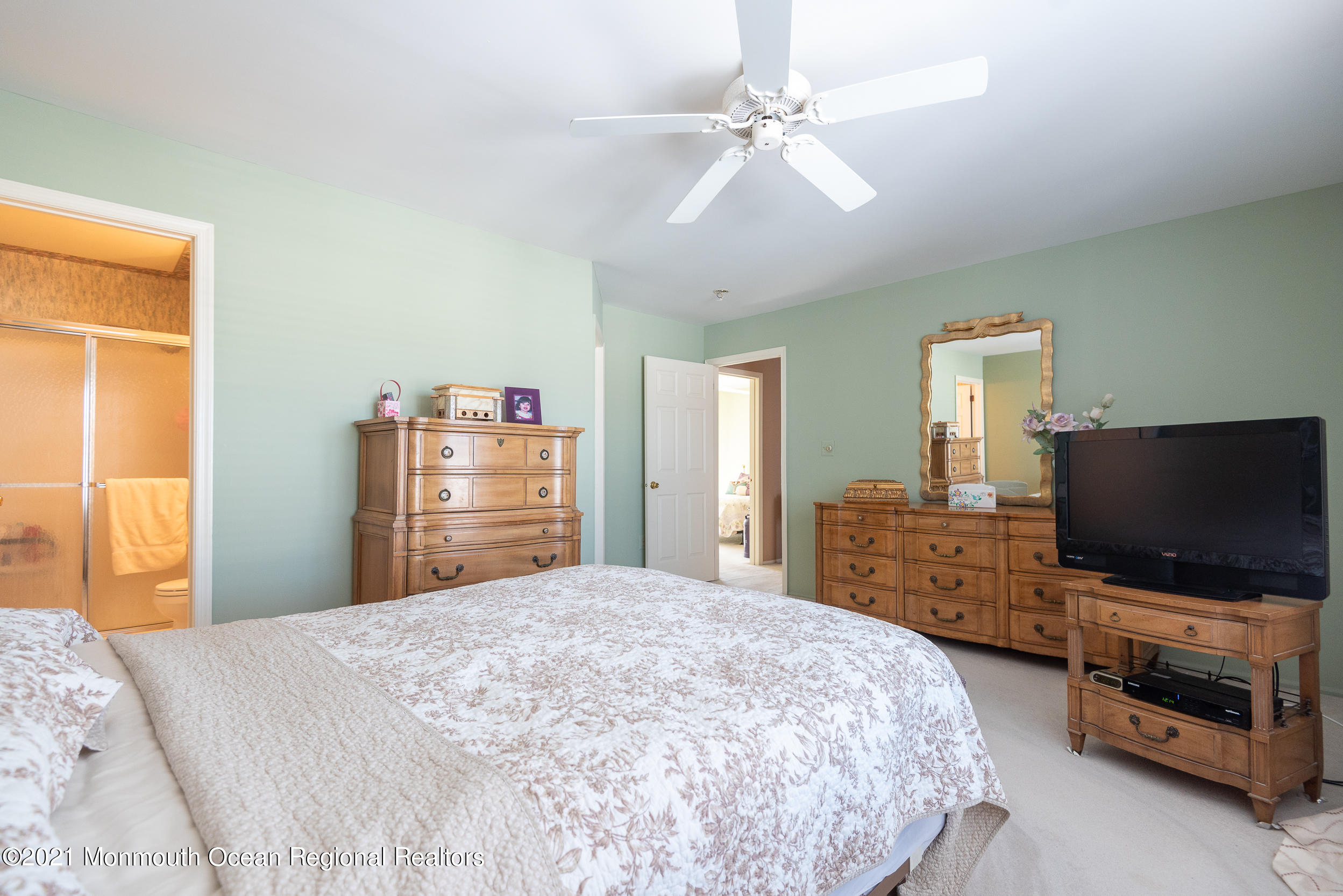 12 Perri Road Freehold, NJ 07728 - Photo 18 of 23 Bed 1