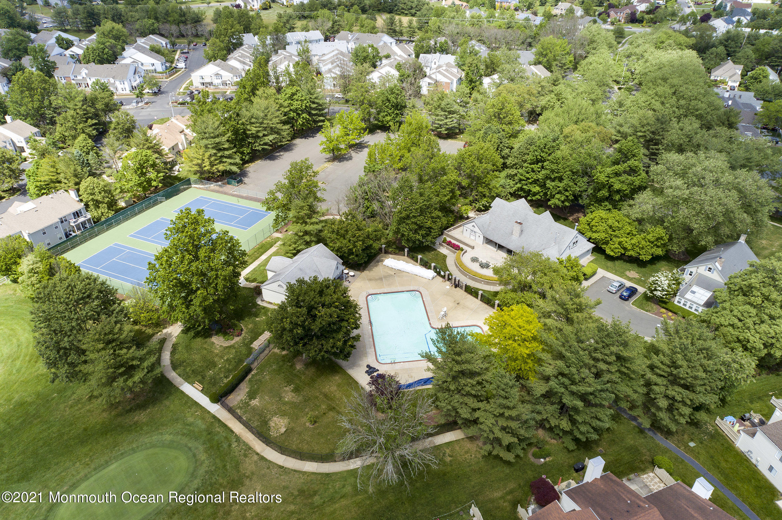 12 Perri Road Freehold, NJ 07728 - Photo 20 of 23 Club 3