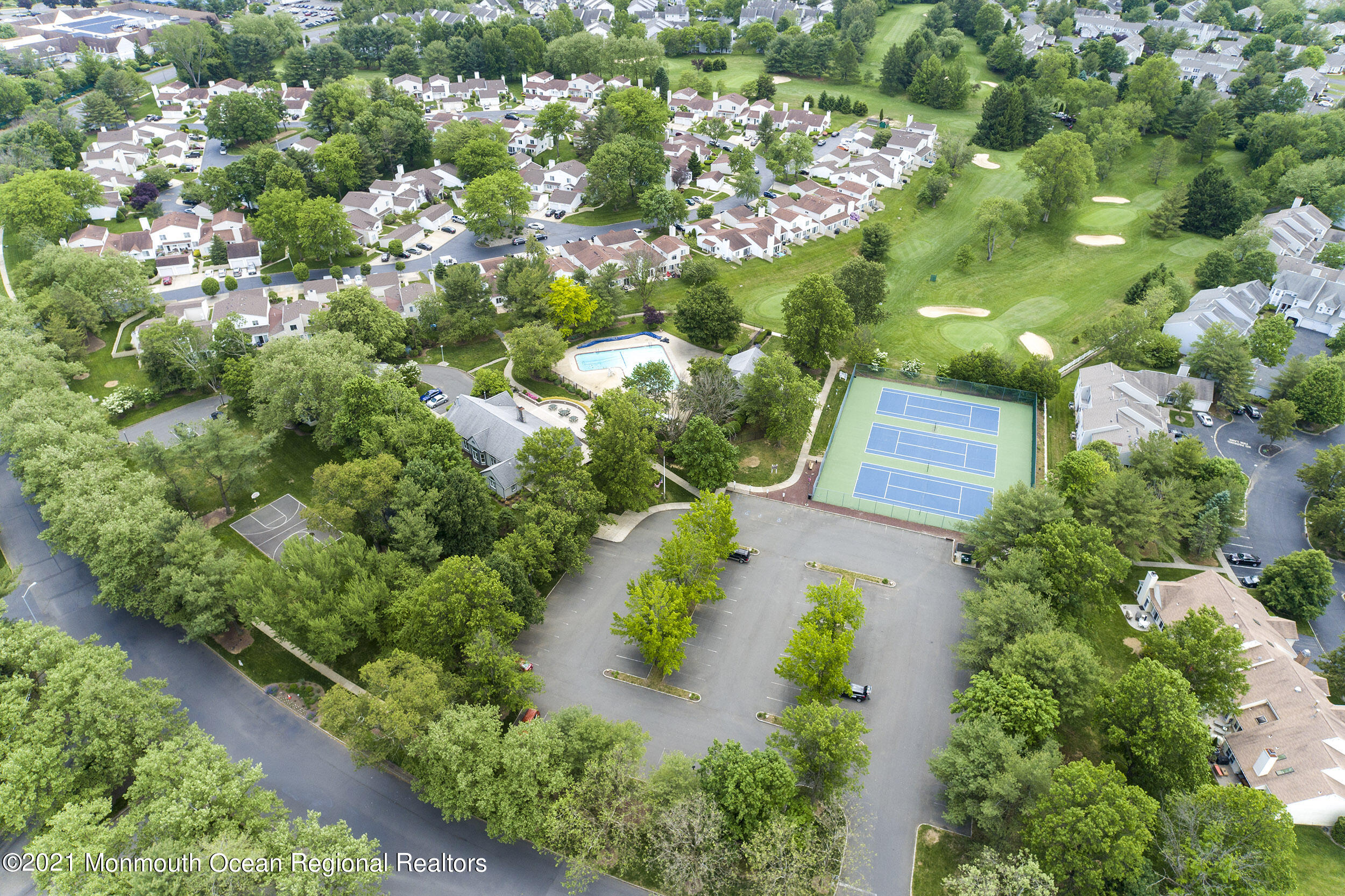 12 Perri Road Freehold, NJ 07728 - Photo 21 of 23 Club 2