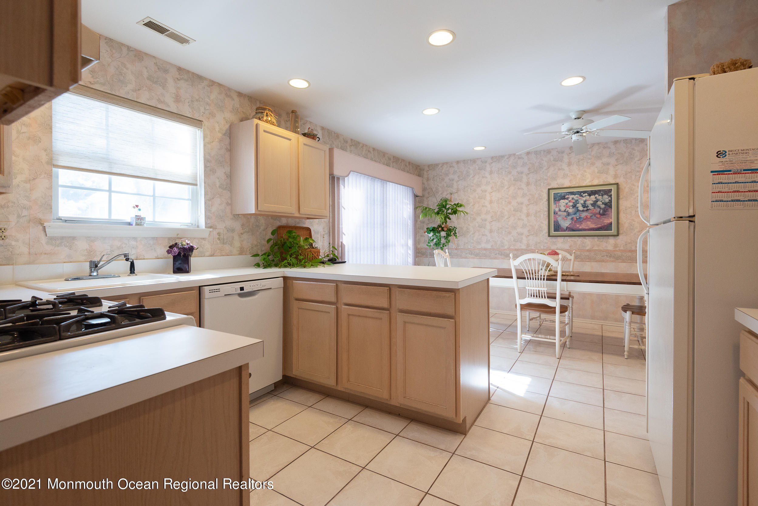 12 Perri Road Freehold, NJ 07728 - Photo 10 of 23 Kitchen 2
