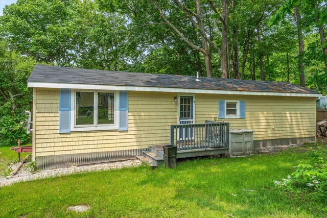 $100,000 | 8 Bush Avenue, Allenstown, NH 03275