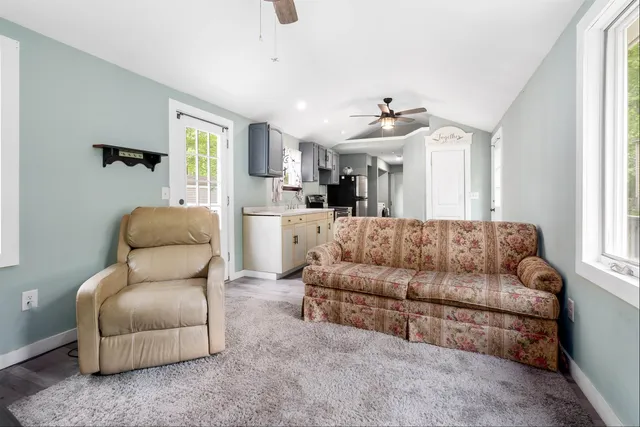 $100,000 | 8 Bush Avenue, Allenstown, NH 03275