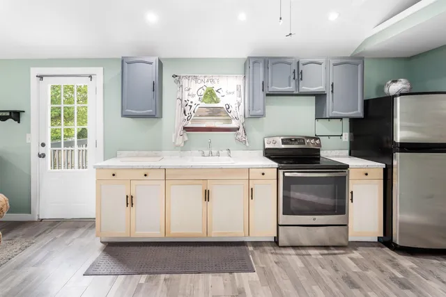 $100,000 | 8 Bush Avenue, Allenstown, NH 03275