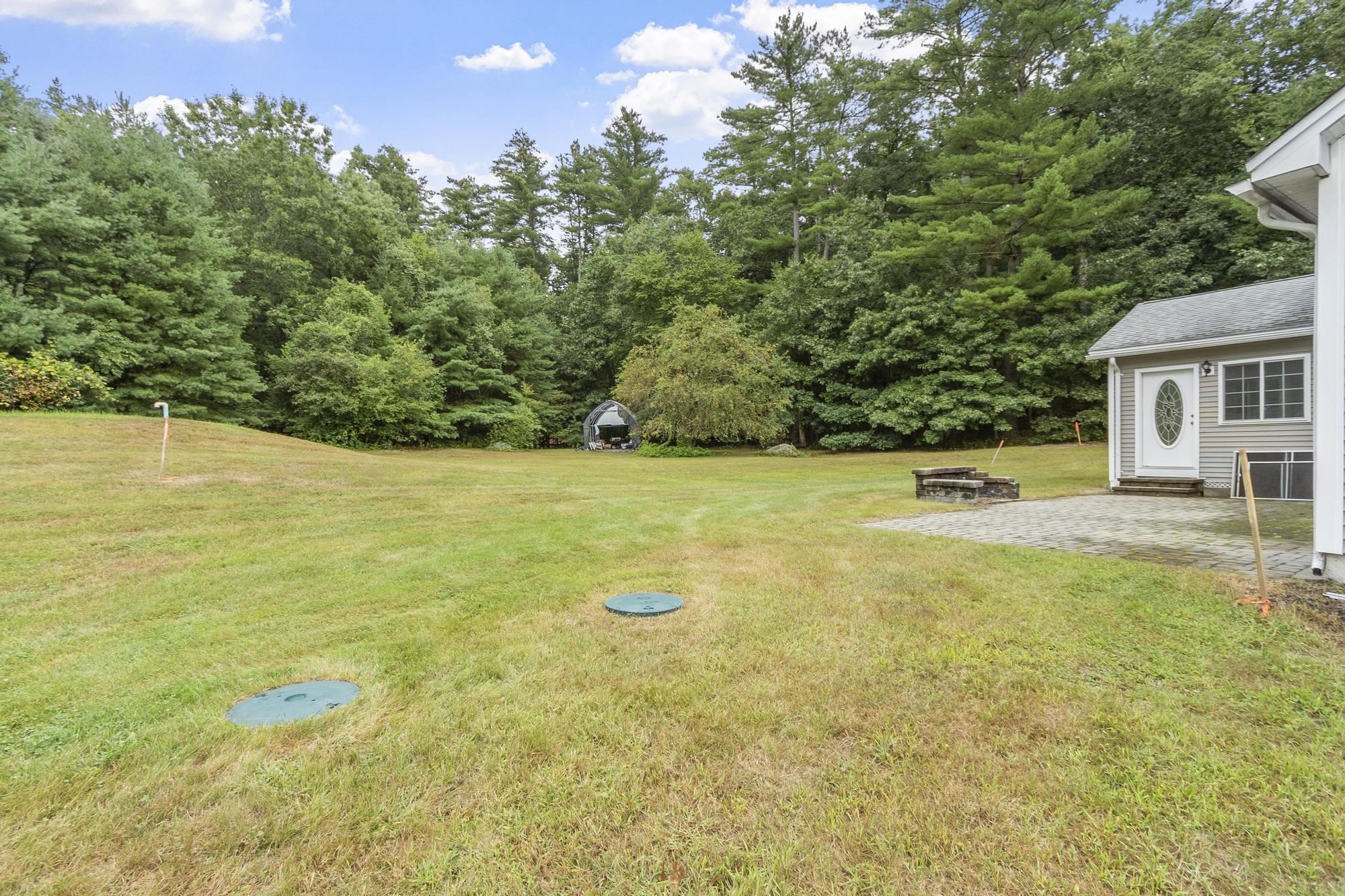 845 Bridge Street Pelham, NH 03076 - Photo 37 of 48 Gallery Image 37