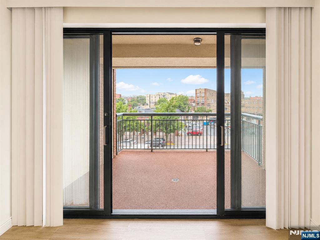 1-orient W Orient Way, Unit 305 Rutherford, NJ 07070 - Photo 26 of 48