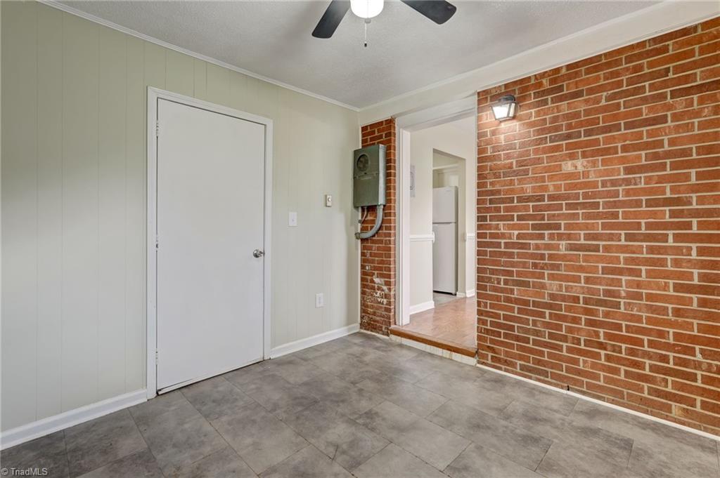 2202 Willow Road Greensboro, NC 27406 - Photo 11 of 19