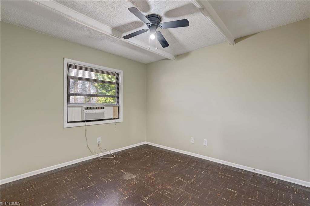 2202 Willow Road Greensboro, NC 27406 - Photo 15 of 19