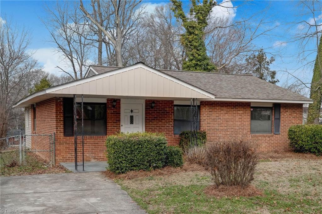 2202 Willow Road Greensboro, NC 27406 - Photo 3 of 19