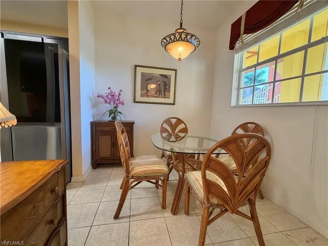 $3,950 | 6828 Sterling Greens Drive, Unit 4105, Naples, FL 34104