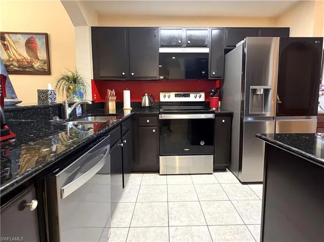 $3,950 | 6828 Sterling Greens Drive, Unit 4105, Naples, FL 34104