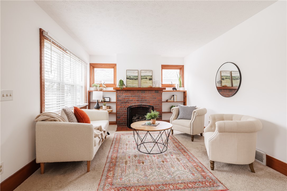 874 Helendale Road Irondequoit, NY 14609 - Photo 3 of 23