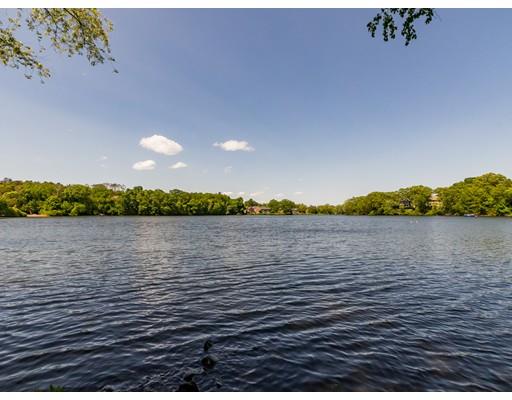 9 Glengarry Road Winchester, MA 01890 - Photo 3 of 36 Gallery Image 3