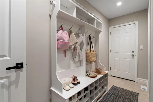 $1,675,000 | 461 Clover Avenue, Lake Forest, IL 60045