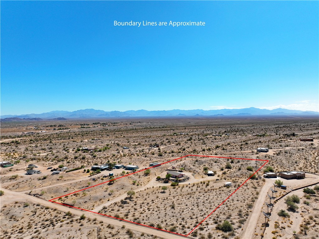 16876 Lawton Road Yucca, AZ 86438 - Photo 38 of 41