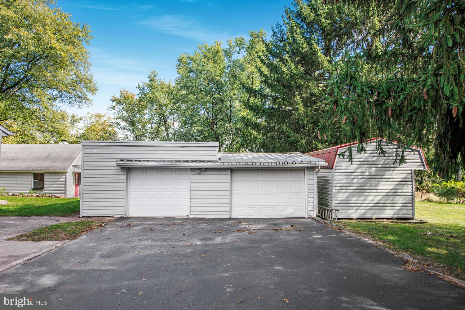 4995 Lewisberry Road Dover, PA 17315 - Photo 4 of 46
