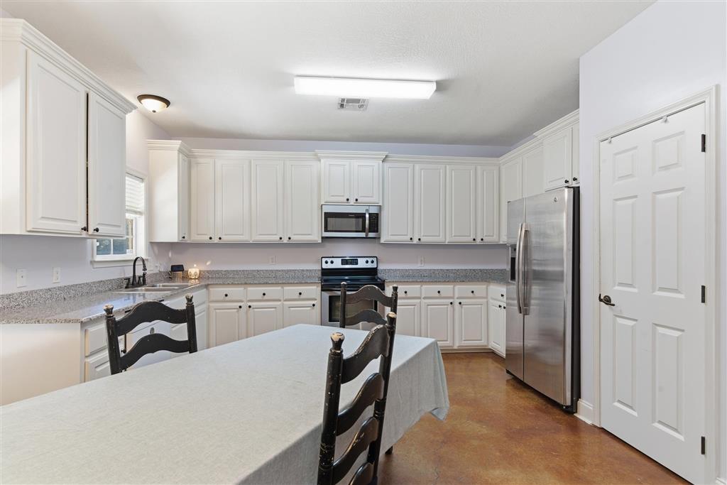 1016 Isabella Street Sulphur, LA 70663 - Photo 15 of 30