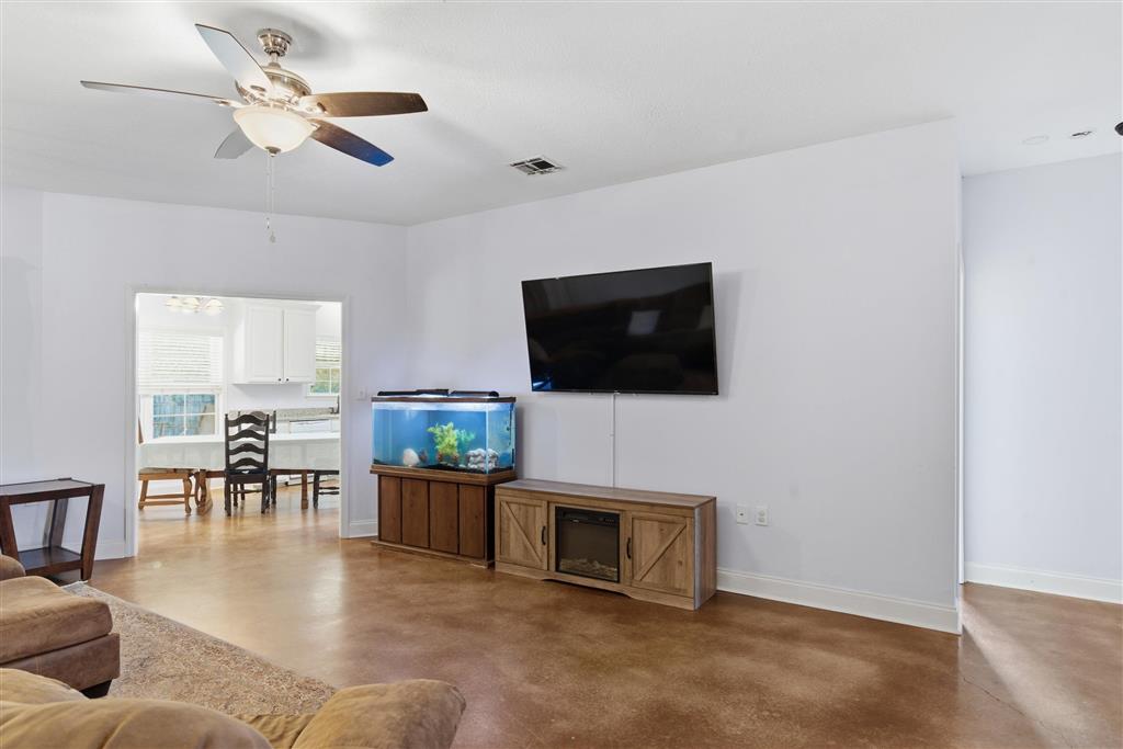 1016 Isabella Street Sulphur, LA 70663 - Photo 10 of 30