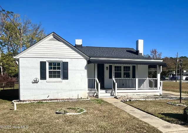 $225,000 | 1633 Freeman Street Southeast, Wilson, NC 27893