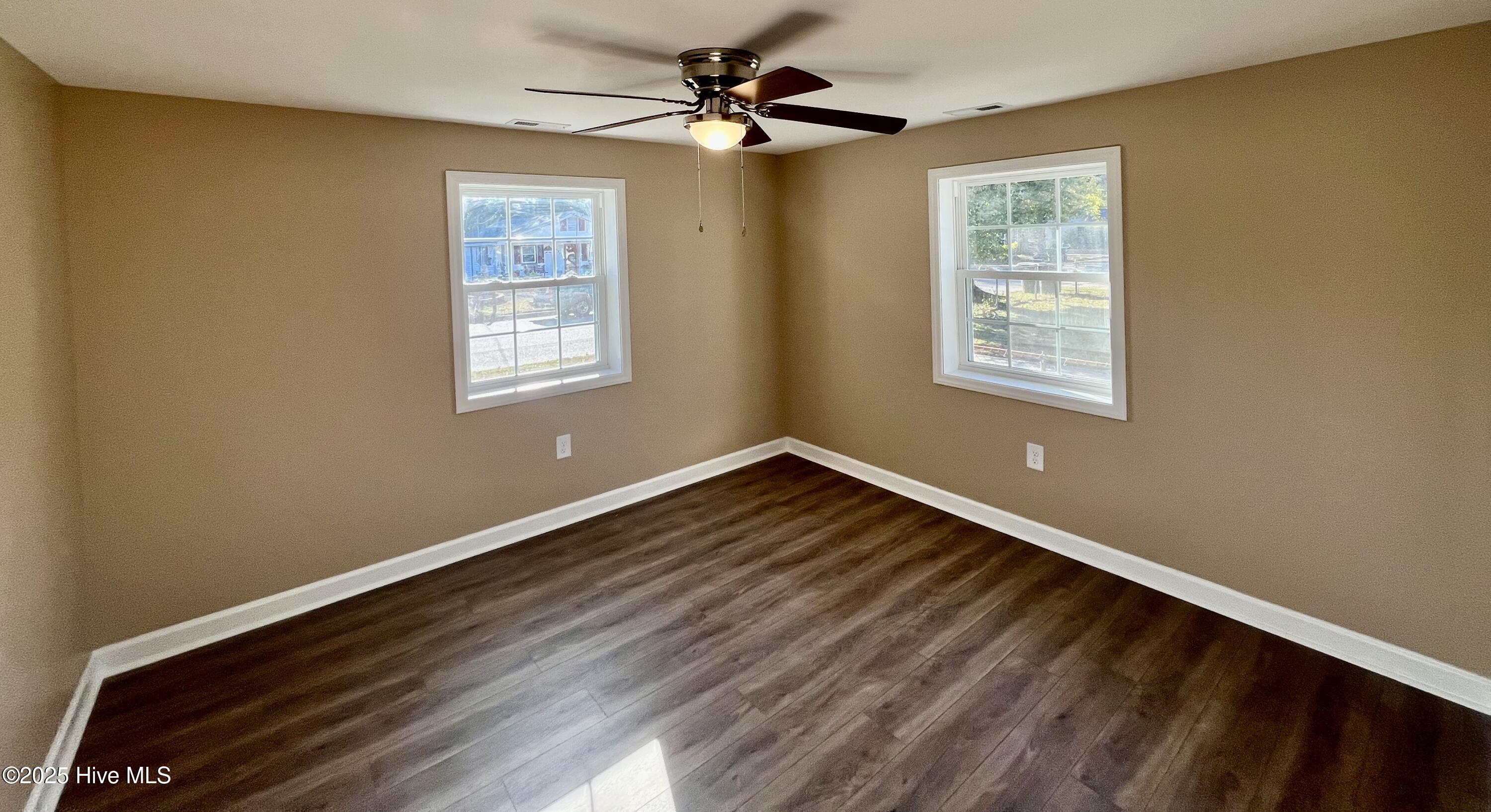 1633 Freeman Street Southeast Wilson, NC 27893 - Photo 14 of 19 IMG_4714