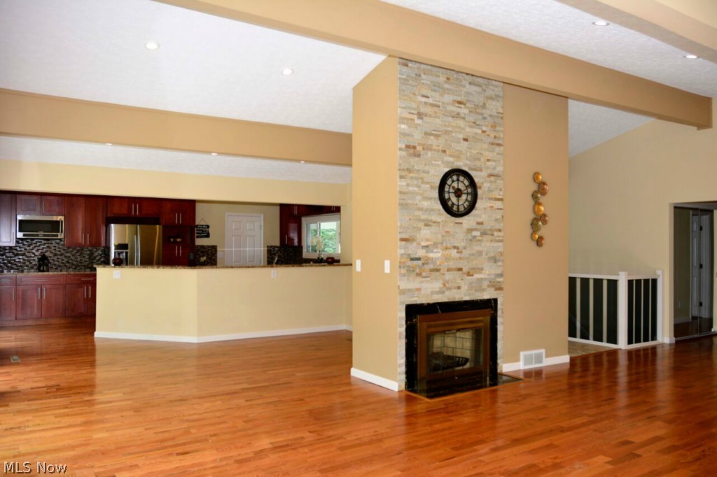 30226 Bolingbrook Road Pepper Pike, OH 44124 - Photo 5 of 25