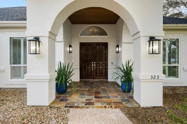 $949,000 | 323 Olympic Drive, Rockport, TX 78382