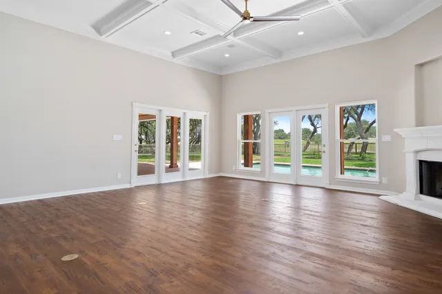 $949,000 | 323 Olympic Drive, Rockport, TX 78382