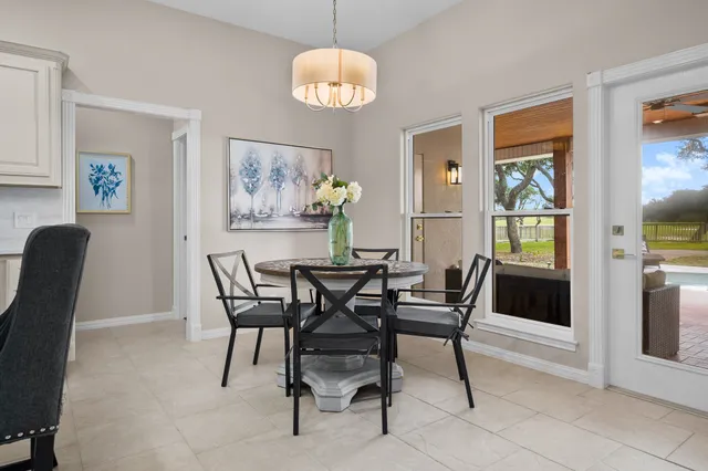 $949,000 | 323 Olympic Drive, Rockport, TX 78382