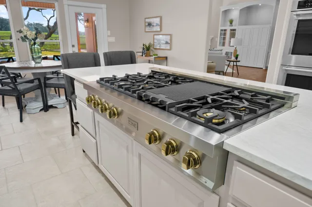 $949,000 | 323 Olympic Drive, Rockport, TX 78382