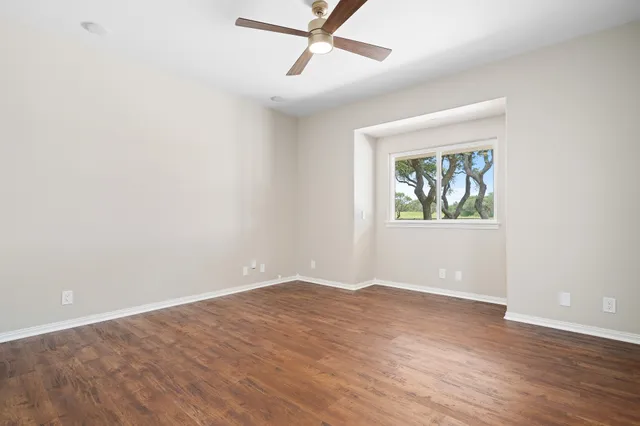 $949,000 | 323 Olympic Drive, Rockport, TX 78382