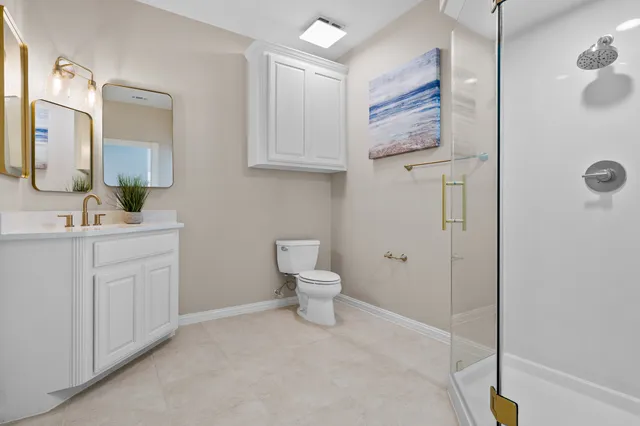 $949,000 | 323 Olympic Drive, Rockport, TX 78382