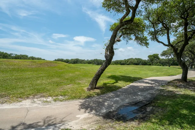 $949,000 | 323 Olympic Drive, Rockport, TX 78382